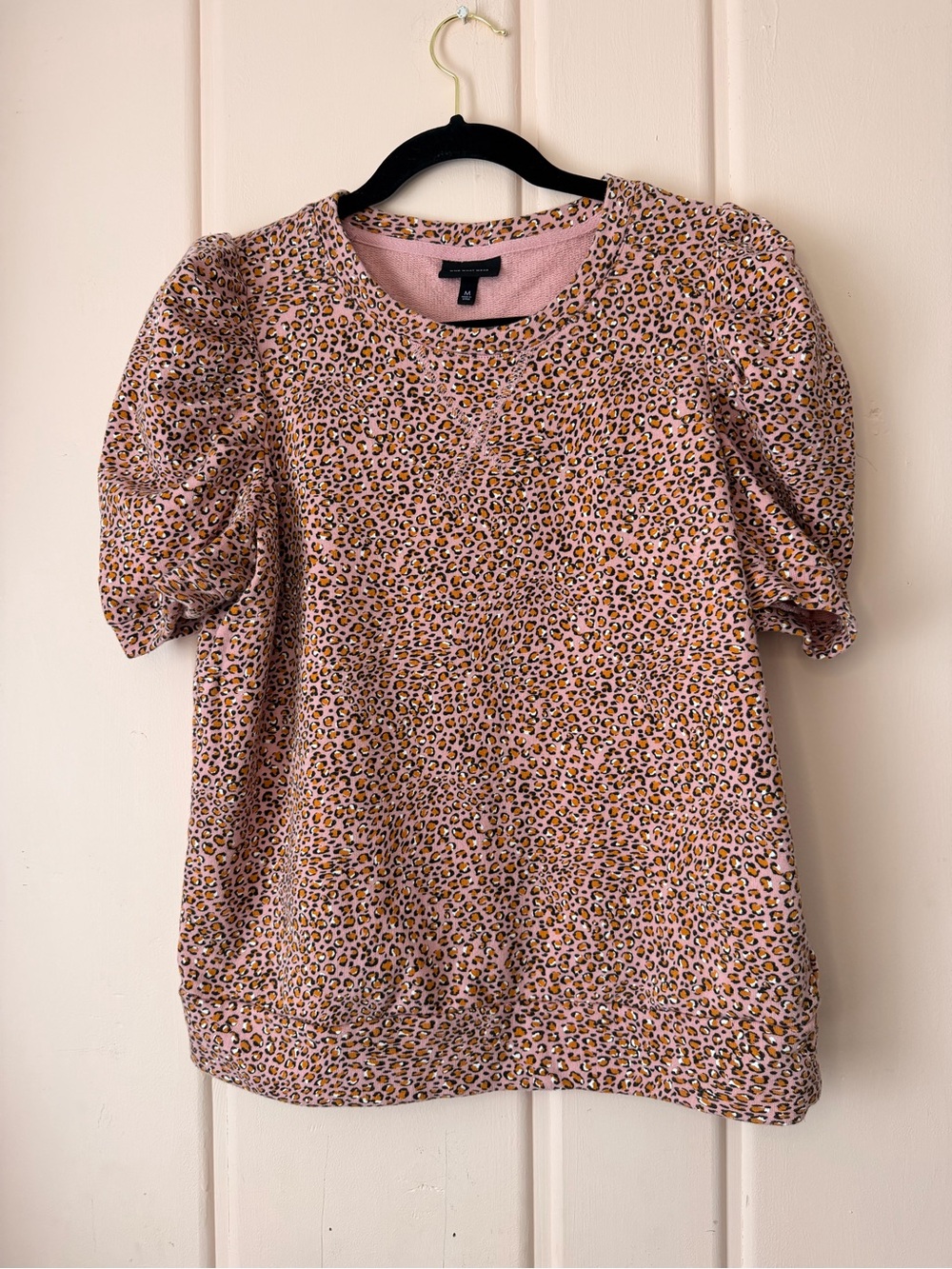 Who What Wear Pink Leopard Print Puff Sleeve Top szM
